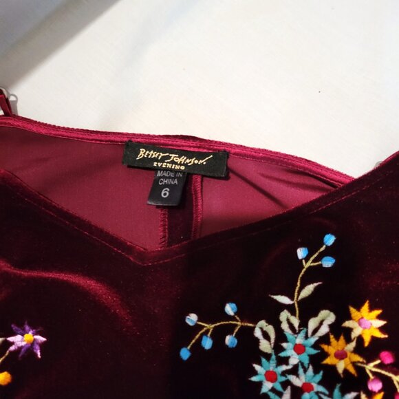 Rare 1990's Vintage Betsey Johnson Embroidered Velvet Evening Dress - Size 6 - Picture 11 of 11